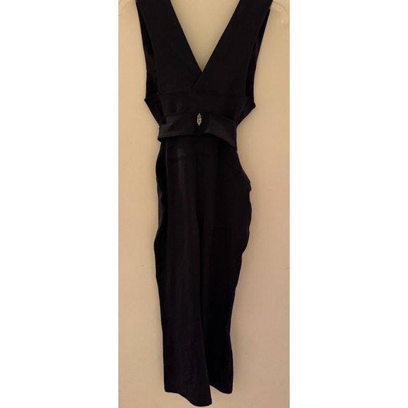 Free People Movement Black Belted Jumpsuit Yoga Athletic Wear SP - Picture 4 of 4